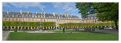 Place-des-Vosges Panorama 1200