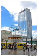 Berlin Alexander-Platz Weltzeituhr DSC 0160