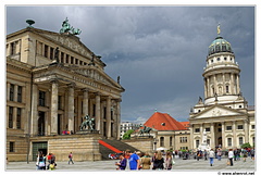 Berlin Gendarmenmarkt Franzoesischer-Dom DSC 0150