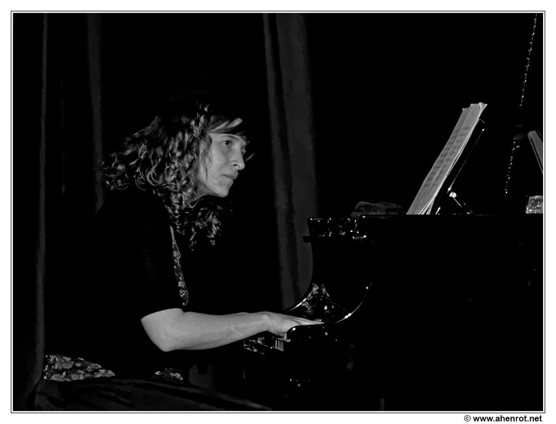 Sandrine-Marchetti DSC 0149 N&B - Sandrine-Marchetti_DSC_0149_N&B.jpg Sandrine-Marchetti_DSC_0149_N&B.jpg