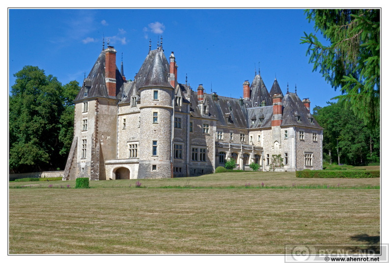 Chateau-de-la-Verrerie_DSC_0125.jpg