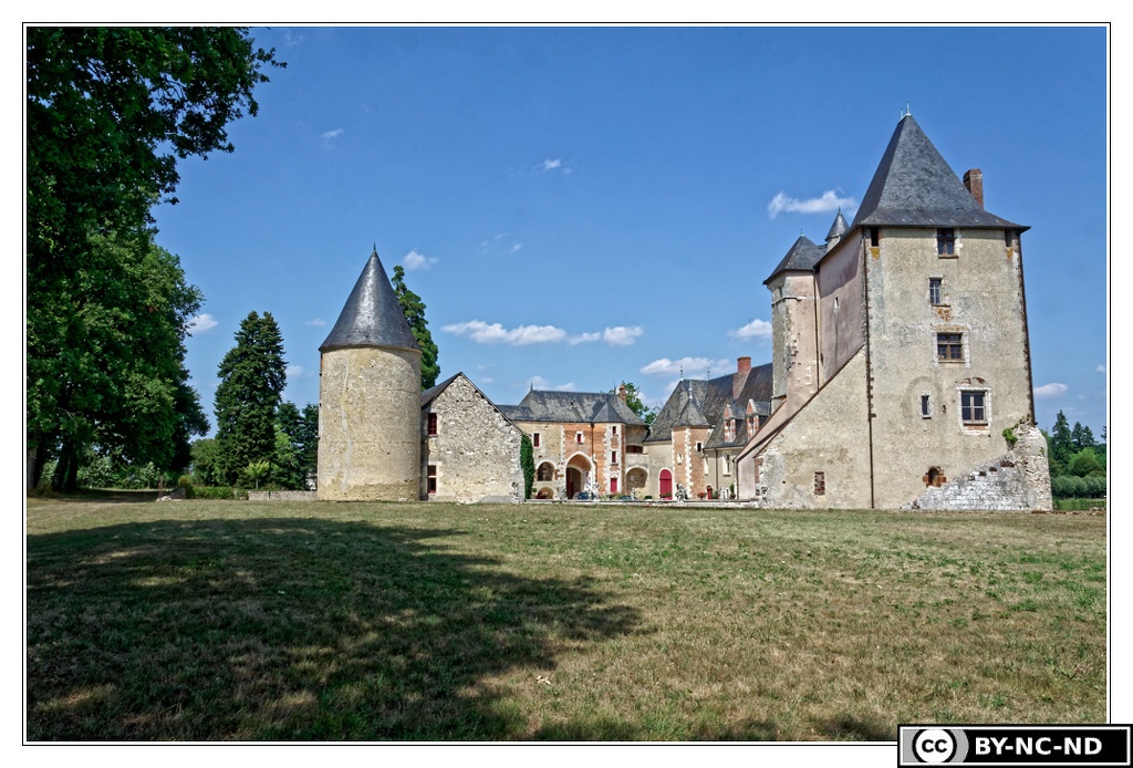 Chapelle-d-Angillon-Chateau DSC 0231