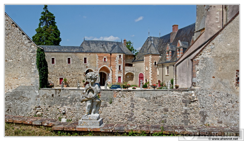 Chapelle-d-Angillon-Chateau