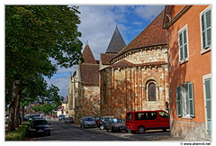 Dun-sur-Auron-Eglise DSC 0453
