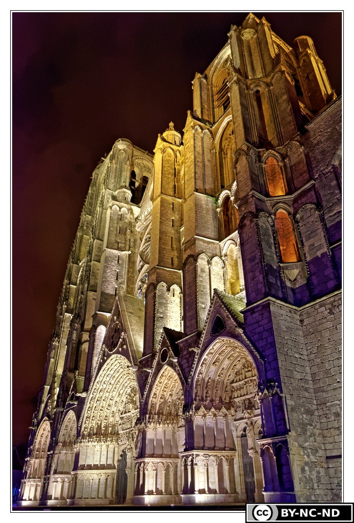 Cathedrale-Nuit DSC 0383