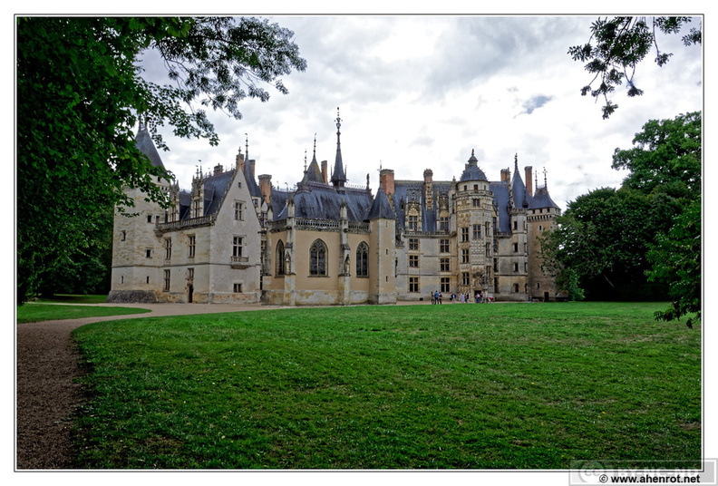 Chateau-Meillant_DSC_0472.jpg