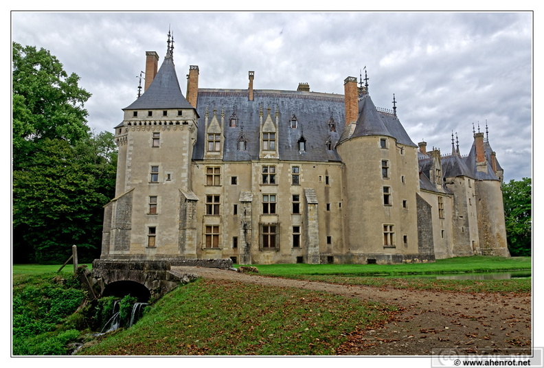 Chateau-Meillant_DSC_0526.jpg