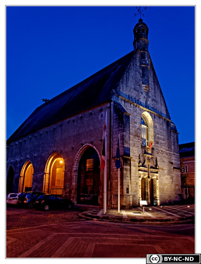 Saint-Amand-Monrond-nuit DSC 0531
