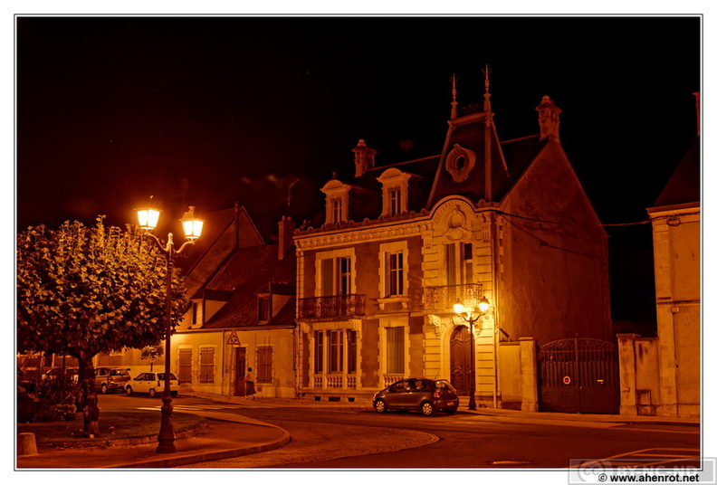 Saint-Amand-Monrond-nuit_DSC_0542.jpg