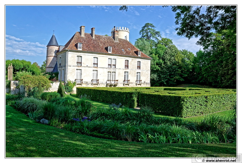 Chateau-de-Pesselieres_DSC_0201.jpg