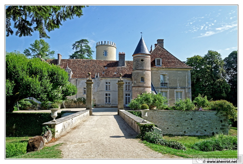 Chateau-de-Pesselieres_DSC_0225.jpg