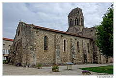 Charroux-Eglise DSC 0744