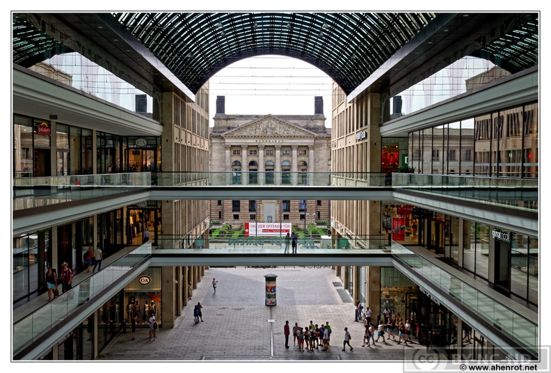 Leipzigerplatz-Mall-of-Berlin&Bundesrat_DSC_0470.jpg