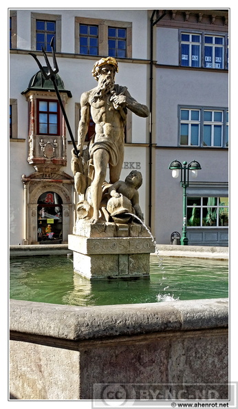 Weimar- Neptunbrunnen 20150725 175605