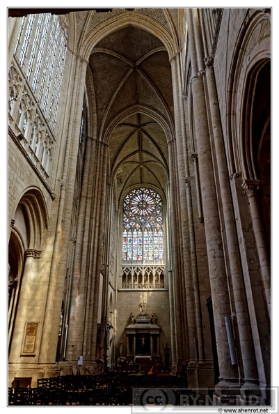 Le-Mans_Cathedrale_DSC_0070.jpg