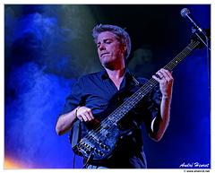 Kyle-Eastwood DSC 2204