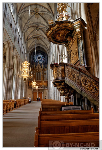 Uppsala-Cathedrale-Interieur_DSC_5648.jpg
