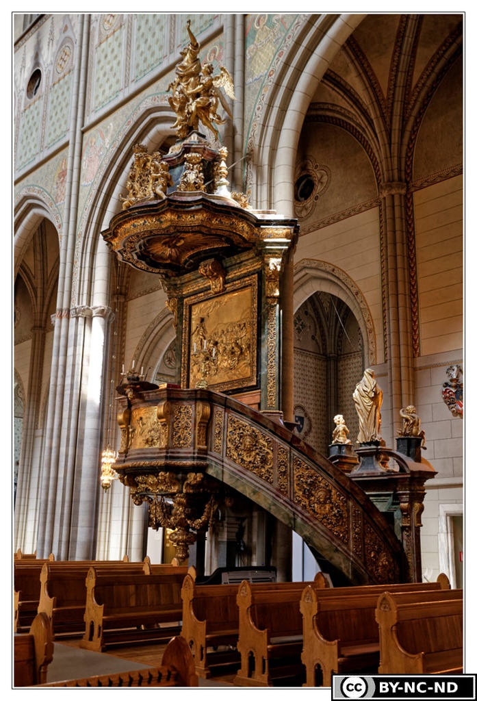 Uppsala-Cathedrale-Interieur DSC 5652