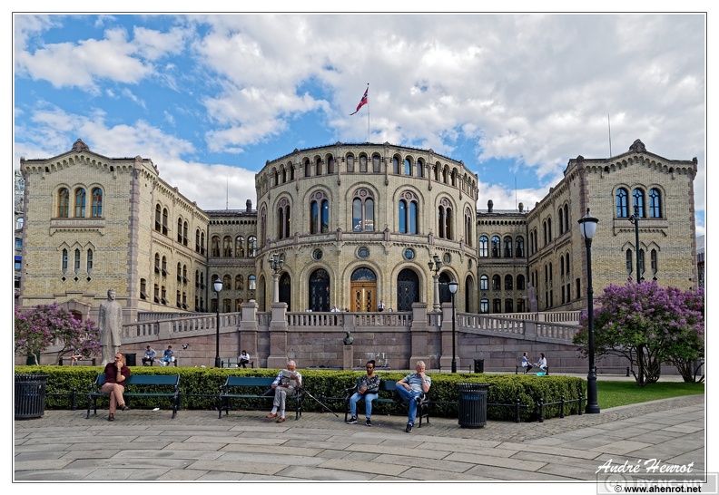 Oslo-Parlement_DSC_1828.jpg