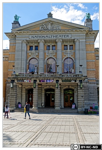 Oslo-Theatre-National_DSC_1843.jpg