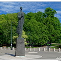 Oslo Statue Haakon-VII DSC 2073