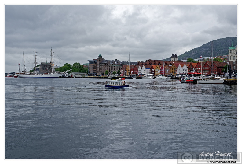 Bergen_Quai-de-Bryggen_Byfjorden_DSC_3019.jpg