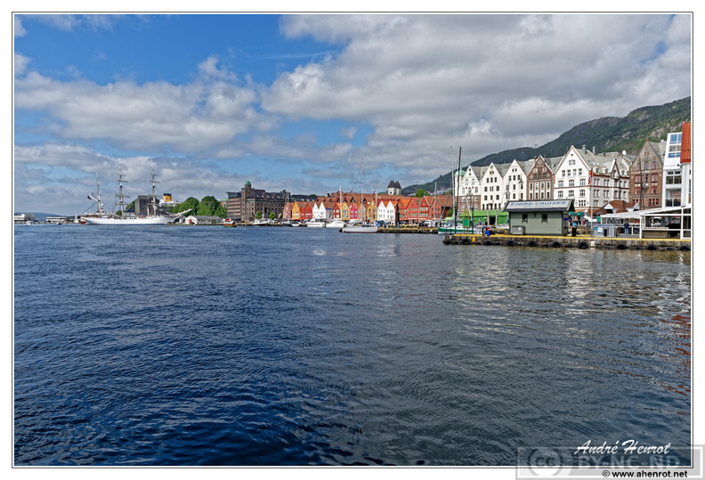 Bergen_Quai-de-Bryggen_DSC_3127.jpg