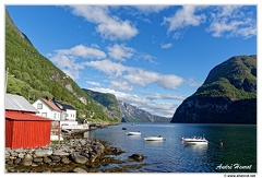 Undredal et Aurlandsfjord