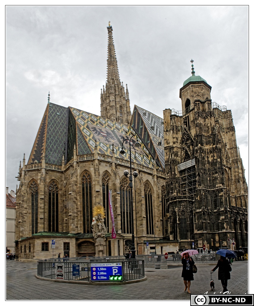 Vienne Cathedrale DSC 5661-64 WM