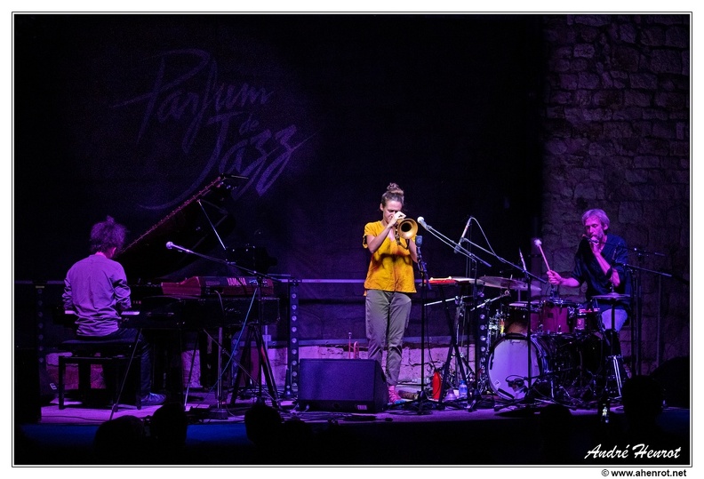 Guillaume-Lavergne&Emmanuelle-Legros&Corentin-Quemener DSC 8600 - Guillaume-Lavergne&Emmanuelle-Legros&Corentin-Quemener_DSC_8600.jpg Guillaume-Lavergne&Emmanuelle-Legros&Corentin-Quemener_DSC_8600.jpg