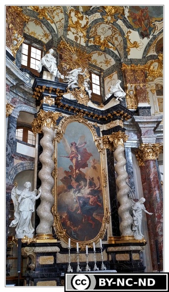 Würzburg Chateau-Chapelle 20160425 120604 Encadree