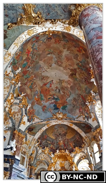 Würzburg Chateau-Chapelle 20160425 120458 Encadree