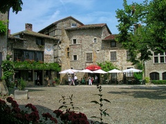 Pérouges