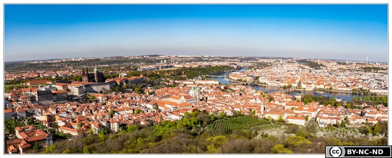 Prague-vu-depuis-Colline-de-Petrin_Panorama_DSC_9874-82.jpg