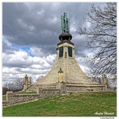 Austerlitz Monument-de-la-paix DSC 4885