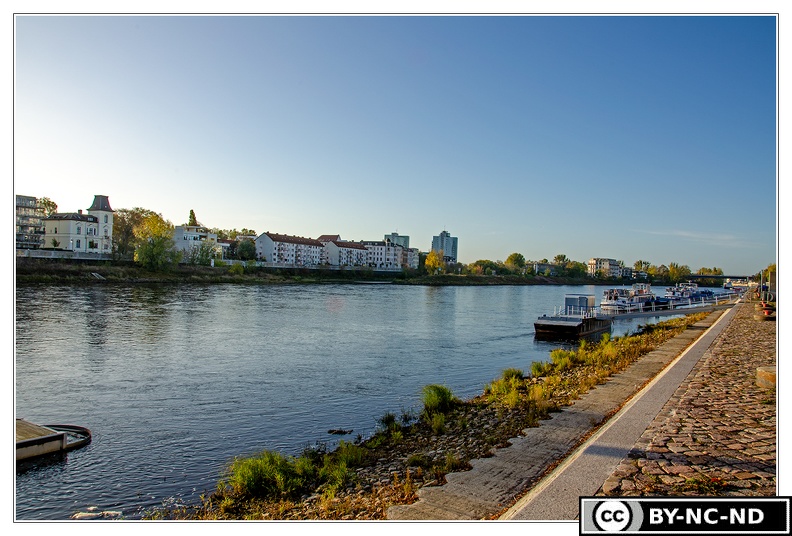 Magdeburg_Port_DSC_0305.jpg