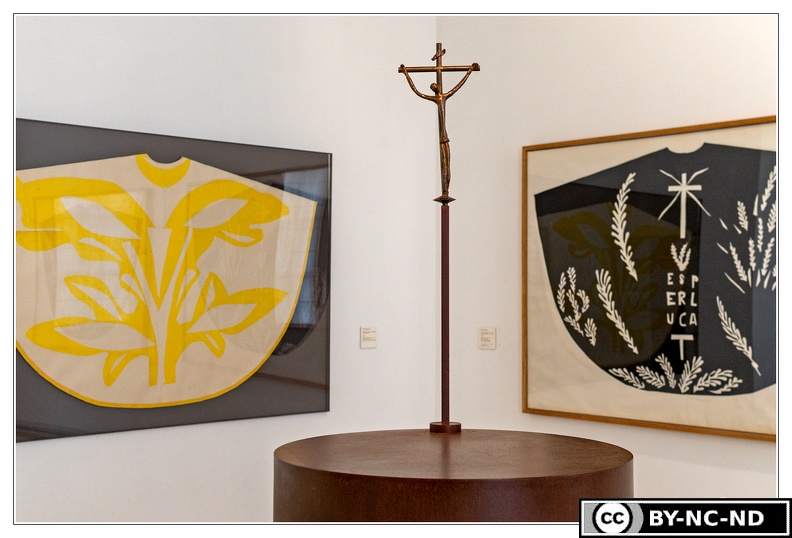 Musee-Matisse_Crucifix_Henri-Matisse_DSC_4793.jpg