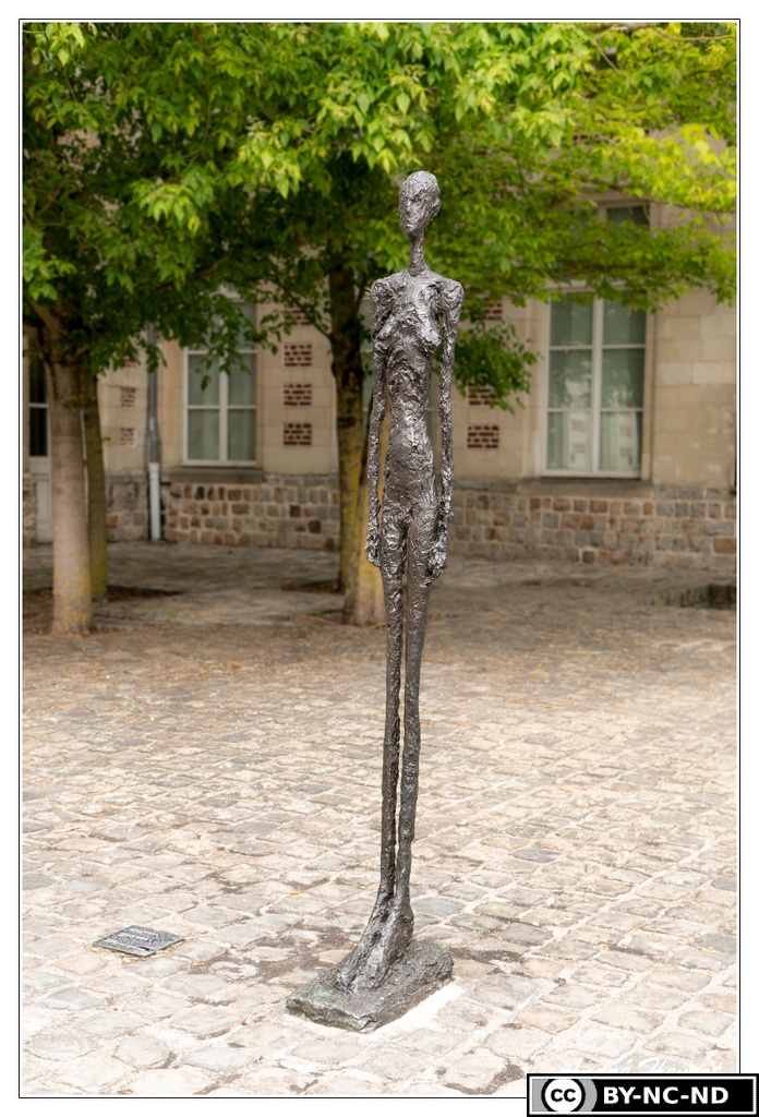 Musee-Matisse Grande-femme-III Giacometti DSC 4794
