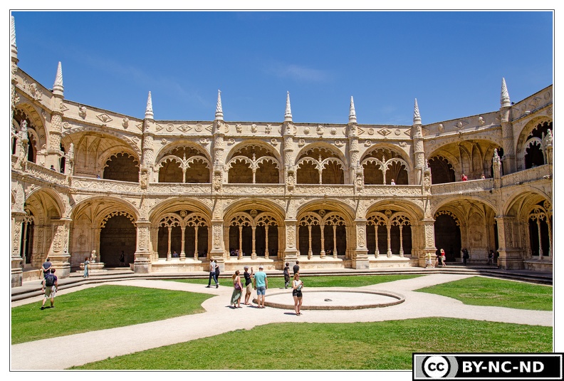 Lisbonne Monastere-des-Hieronymites Le-cloitre DSC 0006