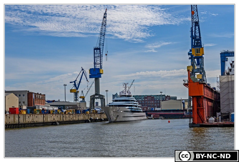 Hambourg Vues-depuis-le-bateau DSC5789