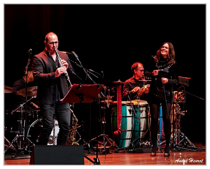 Stephane-Chausse&Inor-Sotolongo&Viktor-Lazlo_DSC_1142_5x4.jpg
