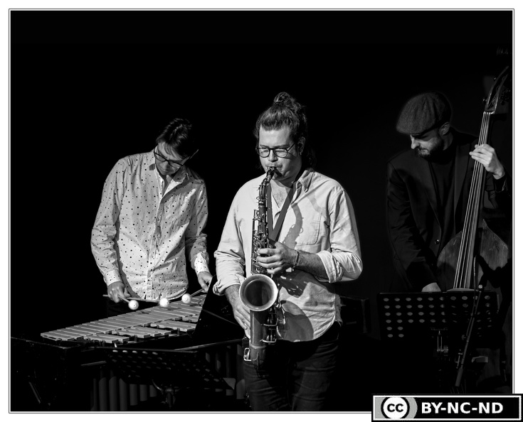 Julien-Lemoine&amp;Zacharie&amp;Piotr-Wegrowski DSC 5806 N&amp;B 5x4