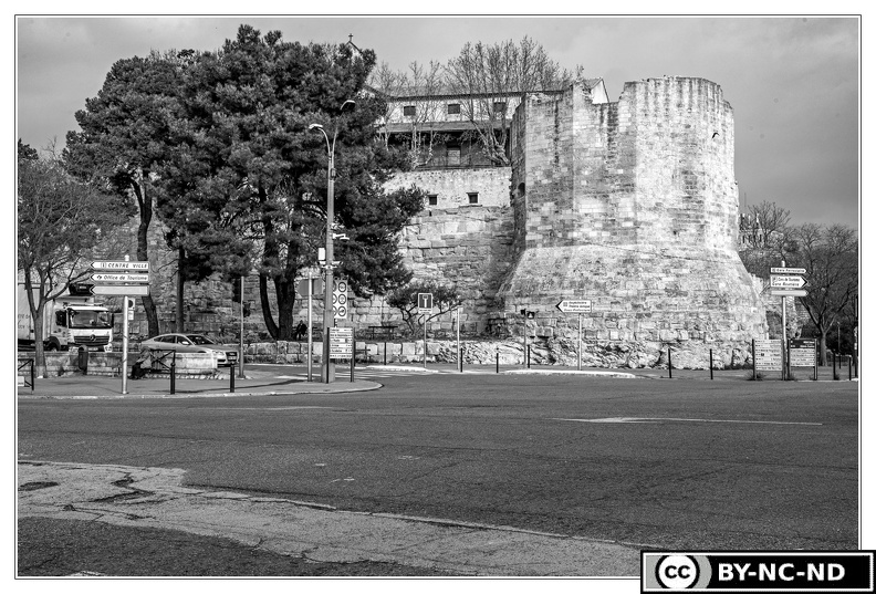 Arles Fortifications DSC 9120 N&amp;B