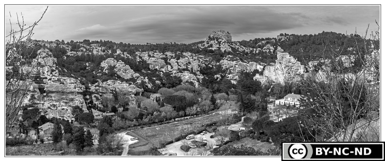 Les-Baux-de-Provence Panorama DSC 9670-79 N&amp;B