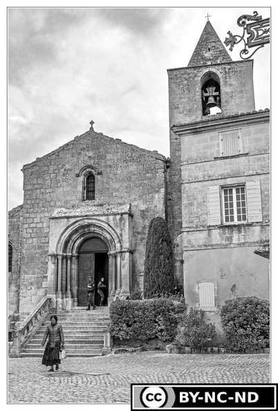 Les-Baux-de-Provence_Eglise_DSC_9717_N&B.jpg