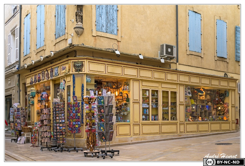 Saint-Remy-de-Provence Boutique DSC 9558