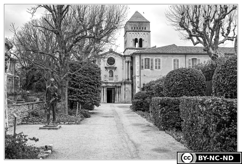 Saint-Remy-de-Provence Monastere-Saint-Paul-de-Mausole DSC 9596 N&amp;B