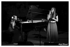 Leila-Olivesi&amp;Ellinoa DSC 6231 N&amp;B 3x2
