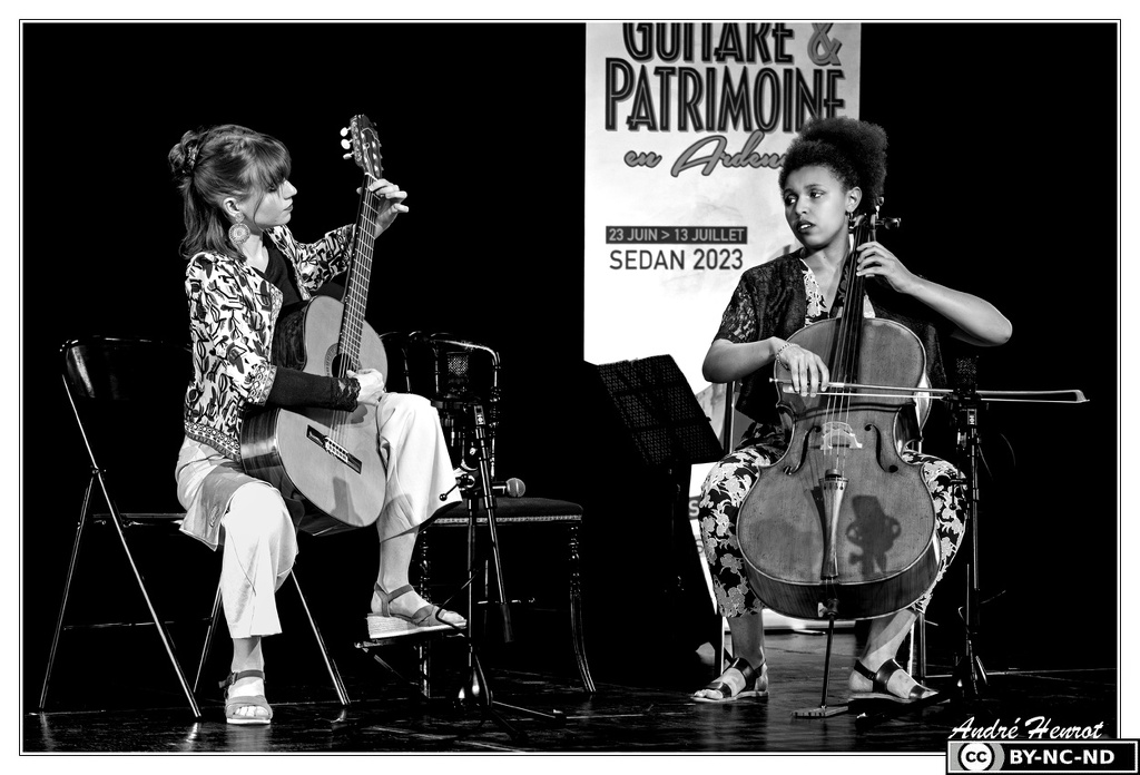 Duo-Canopee Laura-Rouy&amp;Pauline-Ngolo DSC 5237 N&amp;B 3x2