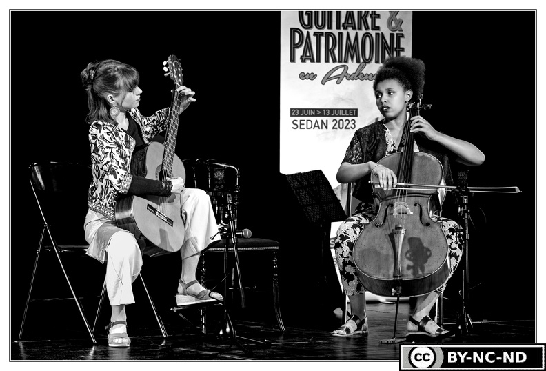 Duo-Canopee Laura-Rouy&amp;Pauline-Ngolo DSC 5237 N&amp;B 3x2